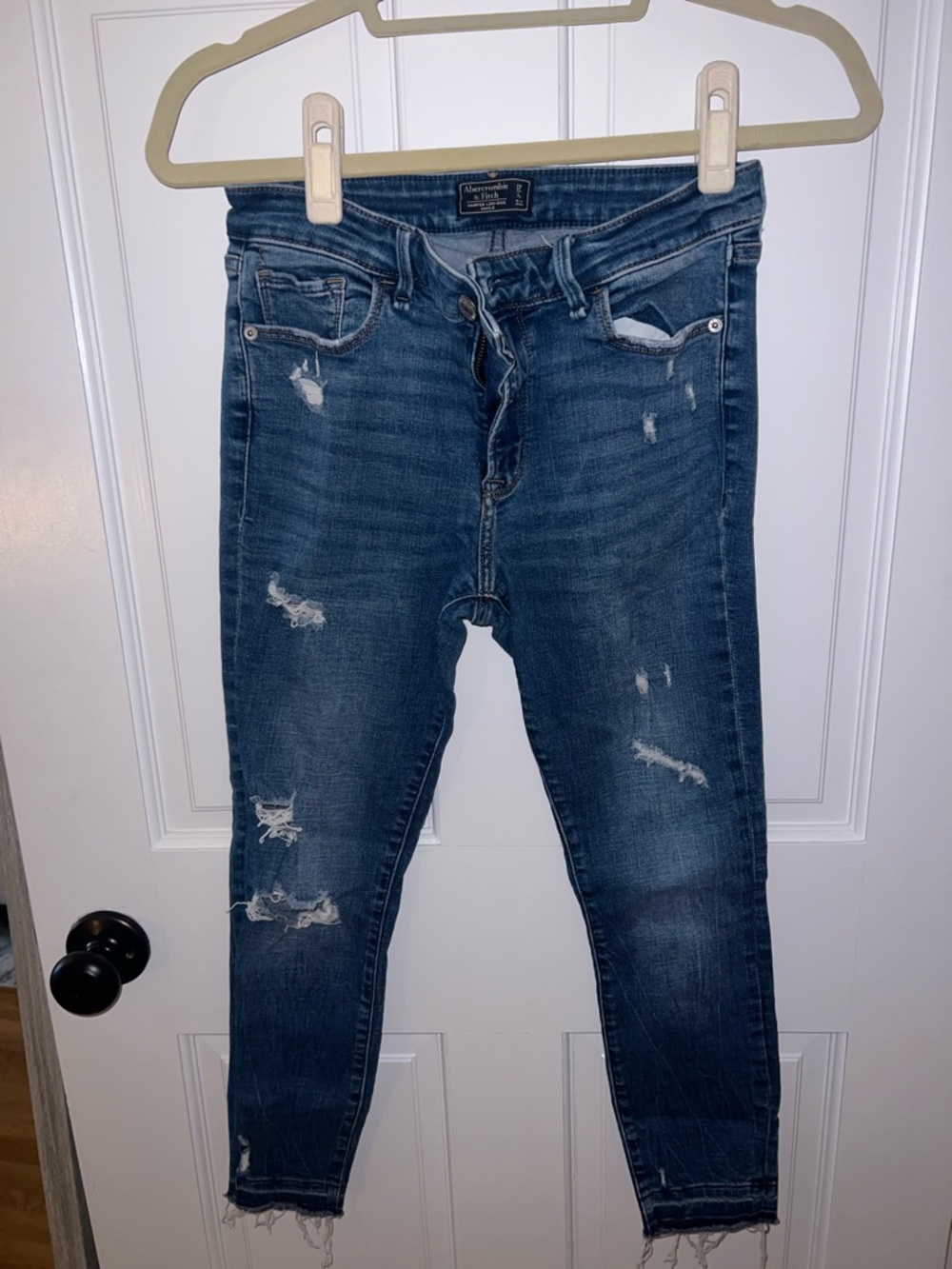 Abercrombie & Fitch Distressed Skinny Jeans - Dark Blue